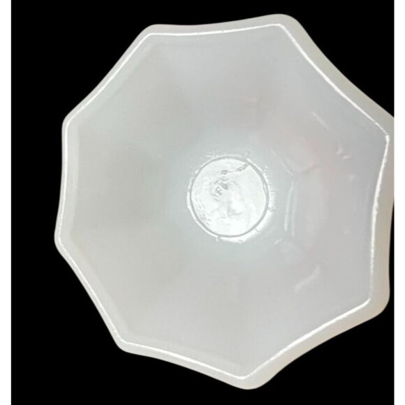 Vtg Milk Glass Lidded Candy Dish Embossed Grapes Leaves Smooth Glass Compote - Picture 10 of 13